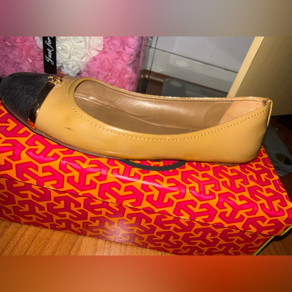 Tory Burch ballet flat